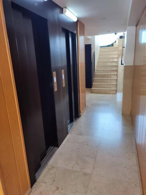Duplex Con Piscina En Rubi Apartment Bagian luar foto