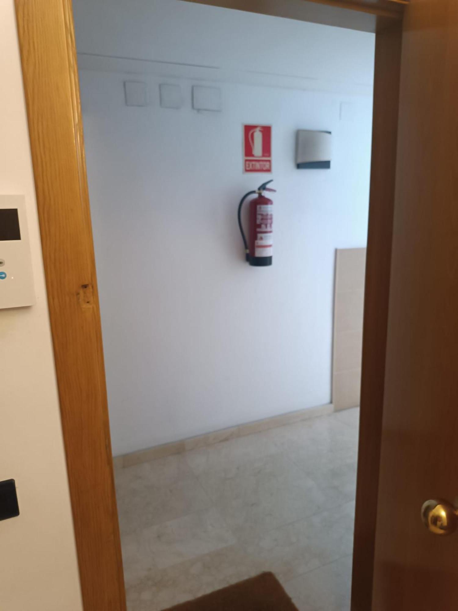 Duplex Con Piscina En Rubi Apartment Bagian luar foto